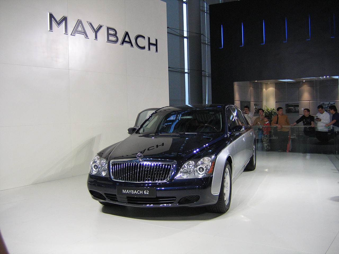 车展（图ZMjAzODk0NTY=） - 风光摄影 - 站酷设计师喜欢那一抹蓝原创素材 - 站酷ZCOOL