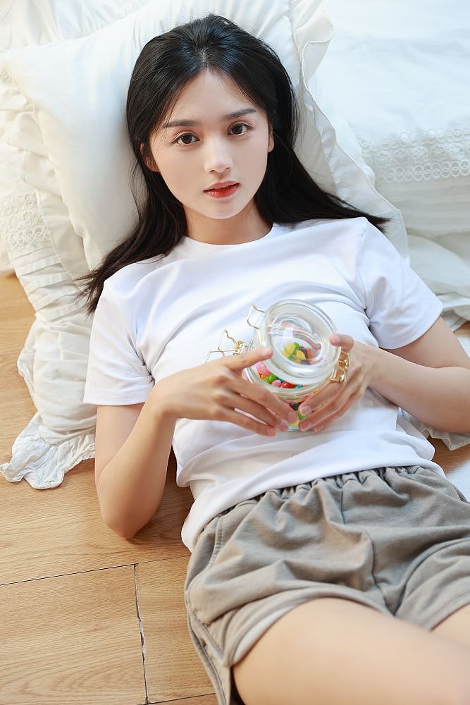 室内清新写真（图ZMzQzNDE0NzY0） - 人像摄影 - 站酷设计师大千Gz原创素材 - 站酷ZCOOL