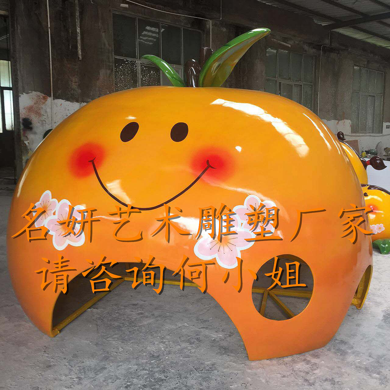 领先生活懂得享受仿真玻璃钢葡萄雕塑作为城市标志