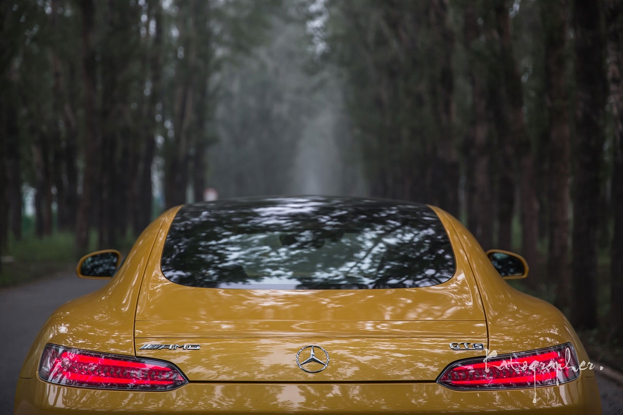 梅赛德斯-AMG GT S