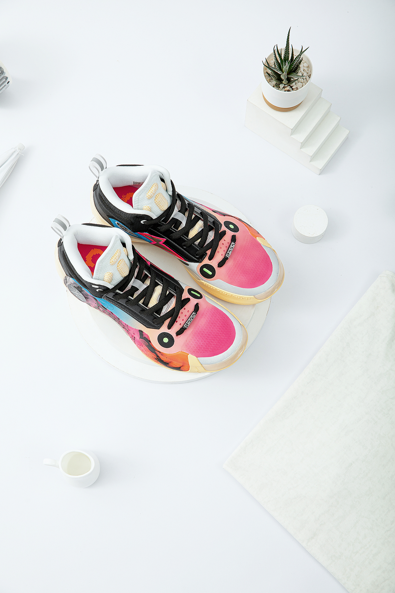 【球鞋】｜韋德之道｜（圖ZMzIxMDc4MjM2） - 產(chǎn)品攝影 - 站酷設(shè)計師AJ頑瞳原創(chuàng)素材 - 站酷ZCOOL