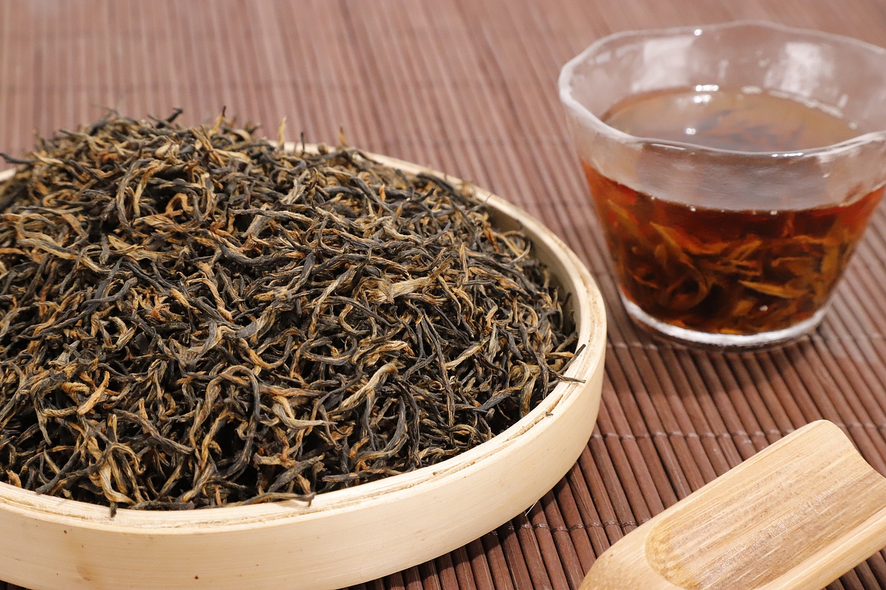浓香型武夷金骏眉红茶（图ZMjA2OTY4OTk2） - 产品摄影 - 站酷设计师GuoNingZ原创素材 - 站酷ZCOOL
