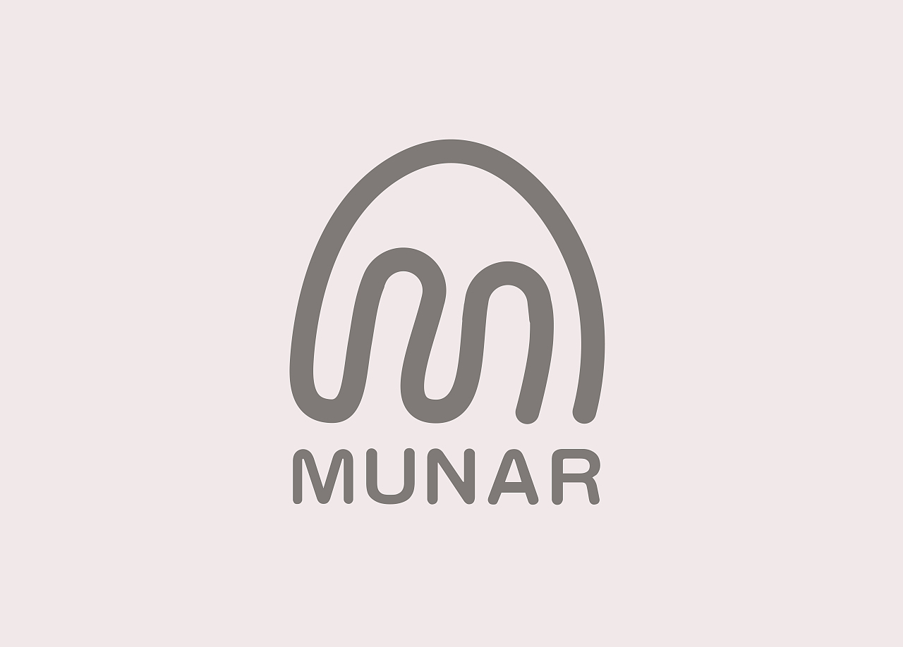 这不是麦当劳,说实在的做的过程中真的没参考麦当劳的logo。