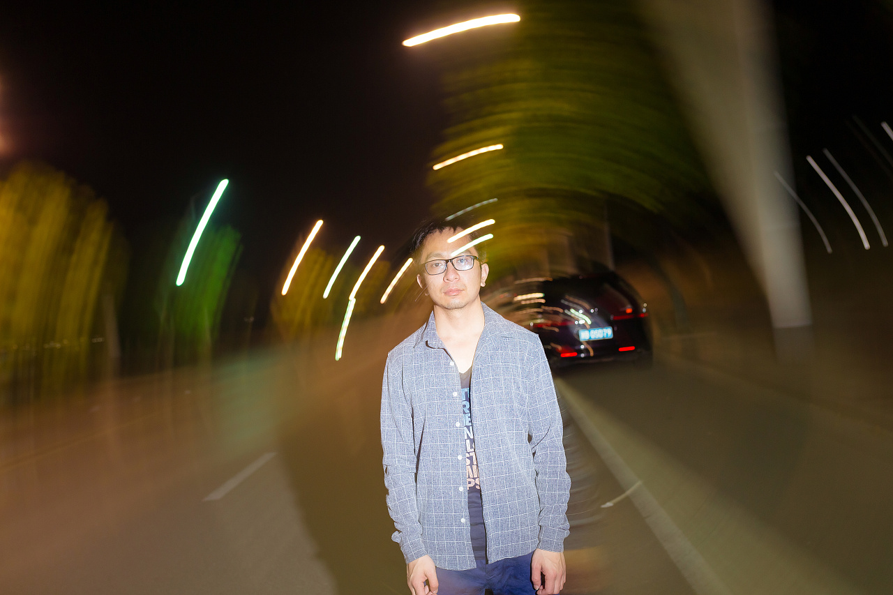 后帘同步旋转效果