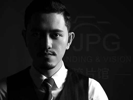 纯粹的灰阶/黑白人像/JPG视物所