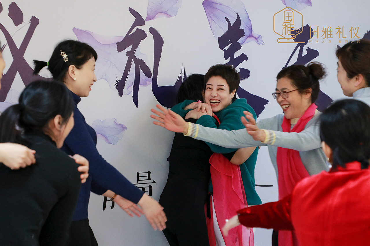 国雅礼仪27号+企业培训（图ZMjQyMzg3MDgw） - 人像摄影 - 站酷设计师国雅礼仪原创素材 - 站酷ZCOOL