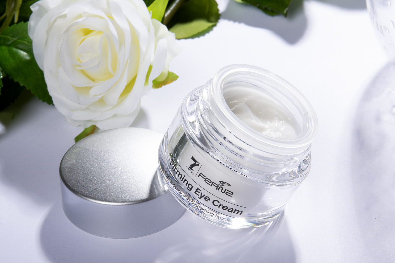 蜂毒眼霜摄影一组