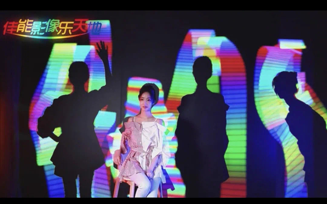 光绘涂鸦潮流互动拍照网红打卡2021火爆品牌宣传（图ZMjY2NDQ0Mjgw） - 其他摄影 - 站酷设计师超前互动拍照装置原创素材 - 站酷ZCOOL