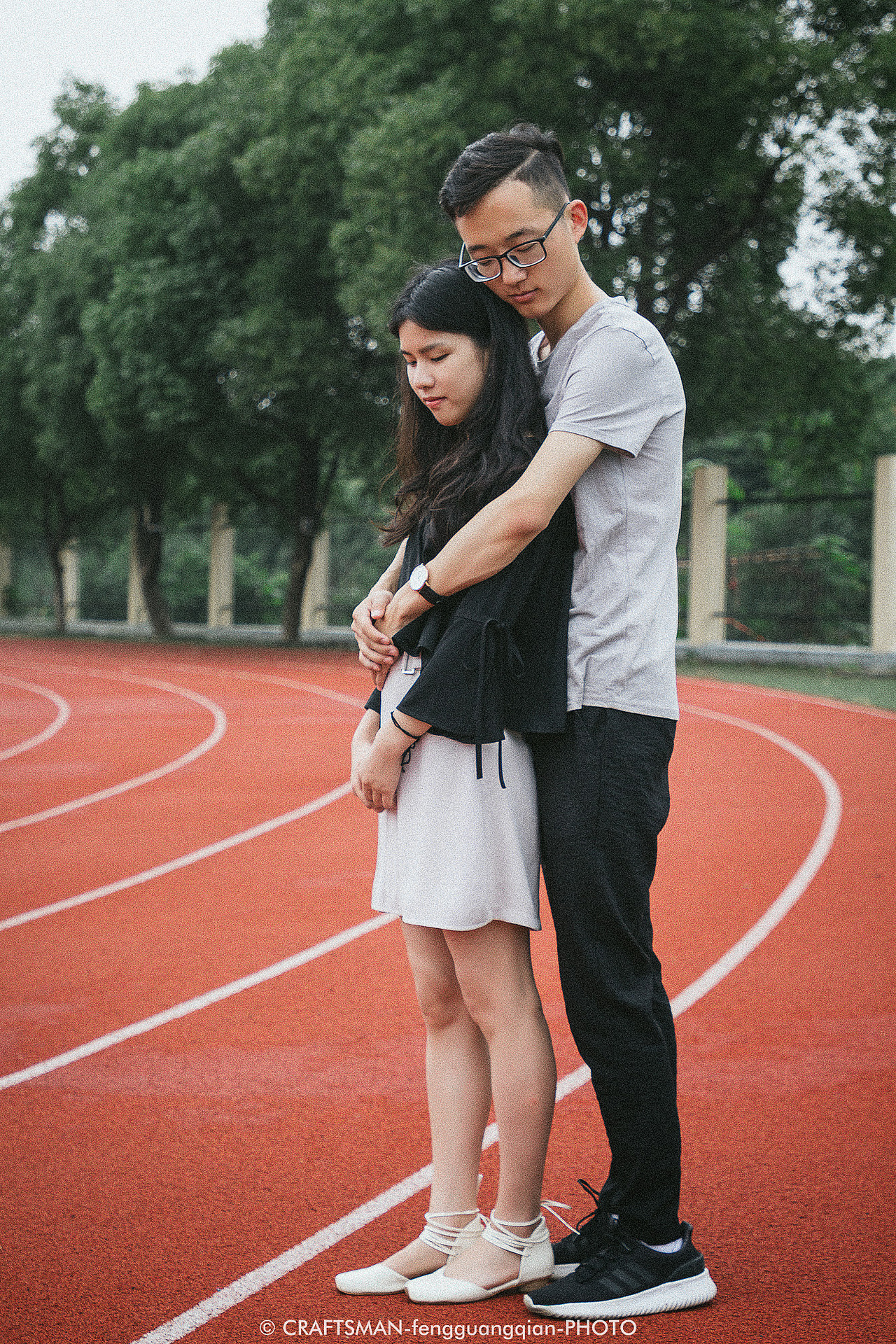 毕业季情侣照（图ZMTI4ODQ2MTY0） - 人像摄影 - 站酷设计师封光前原创素材 - 站酷ZCOOL