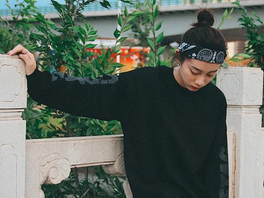 STRETAG2020爆款卫衣男宽松韩版黑色圆领外套小众