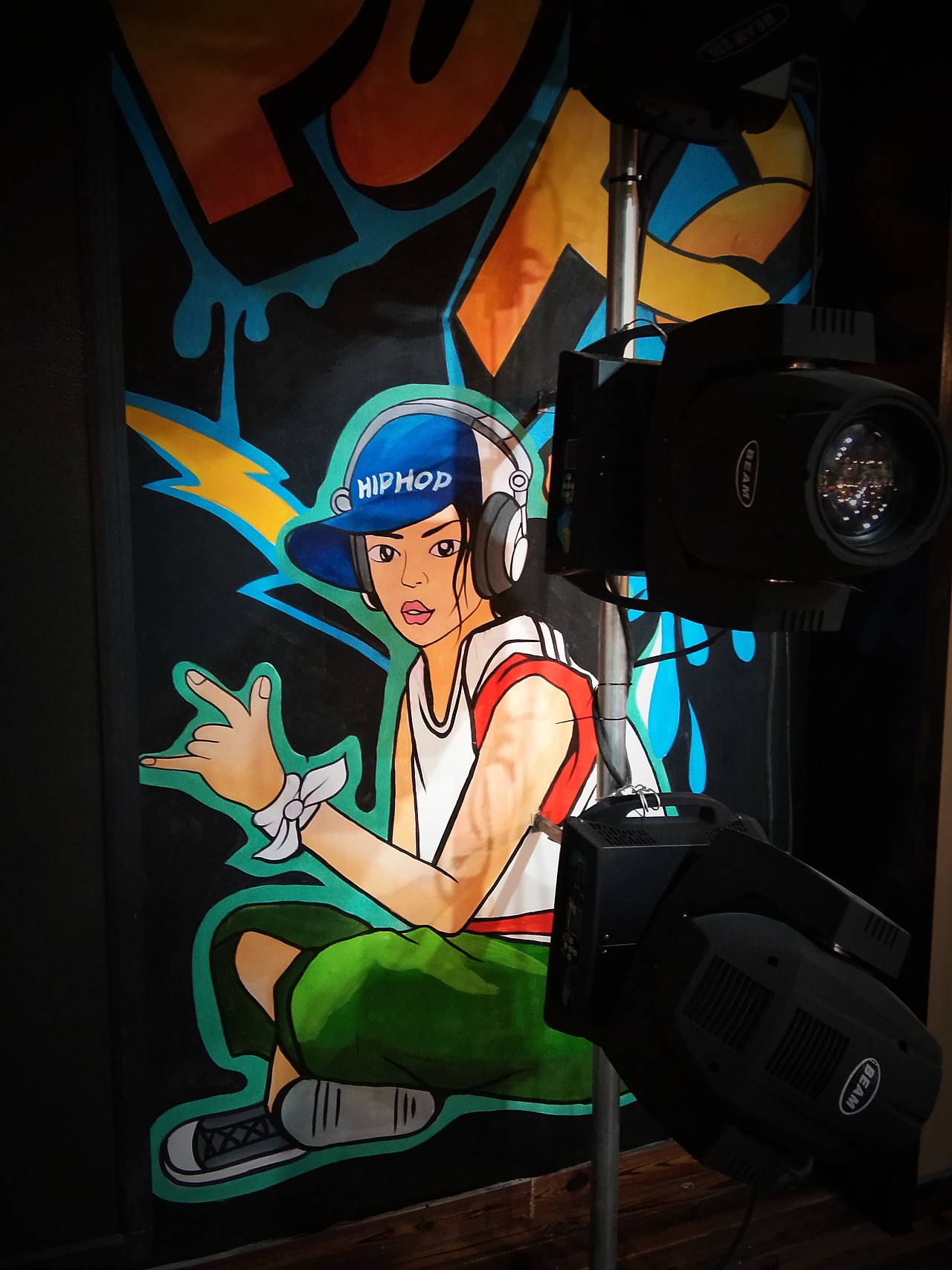 音乐餐厅涂鸦风格墙绘饭店墙绘壁画手绘