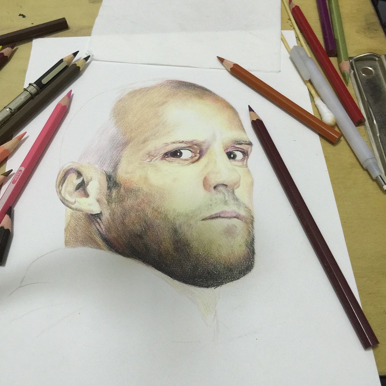 彩铅-男神杰森斯坦森|纯艺术|绘画|399d_原创作品-站酷zcool