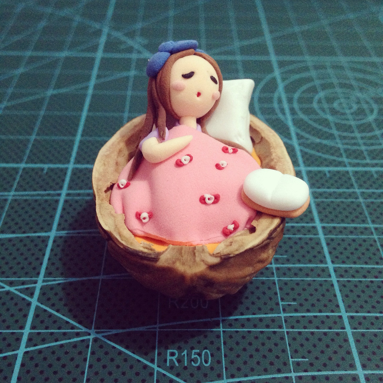 超輕粘土拇指公主（圖ZMjAxOTEzNjA=） - 手辦/模玩 - 站酷設(shè)計(jì)師嚴(yán)聆原創(chuàng)素材 - 站酷ZCOOL