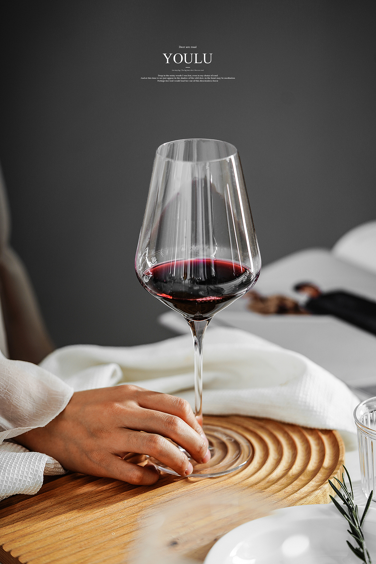 CIRCLE JOY开瓶器 & Cheer酒杯（图ZMTk4NjYyMzY4） - 产品摄影 - 站酷设计师有鹿摄影视觉YOLU原创素材 - 站酷ZCOOL