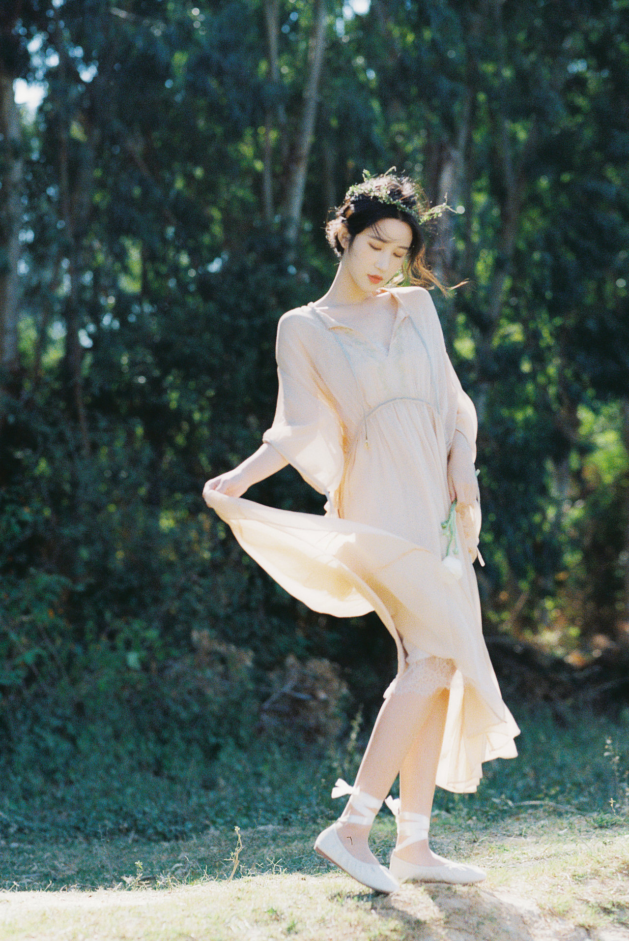 收集一個(gè)清晨的光（圖ZMjgzMDQ4OTA0） - 人像攝影 - 站酷設(shè)計(jì)師溫柔花原創(chuàng)素材 - 站酷ZCOOL