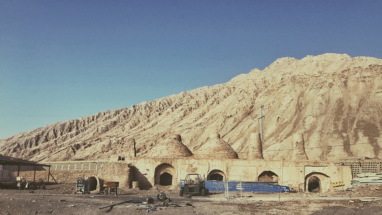 新疆鲁克沁镇斯尔克甫古窑