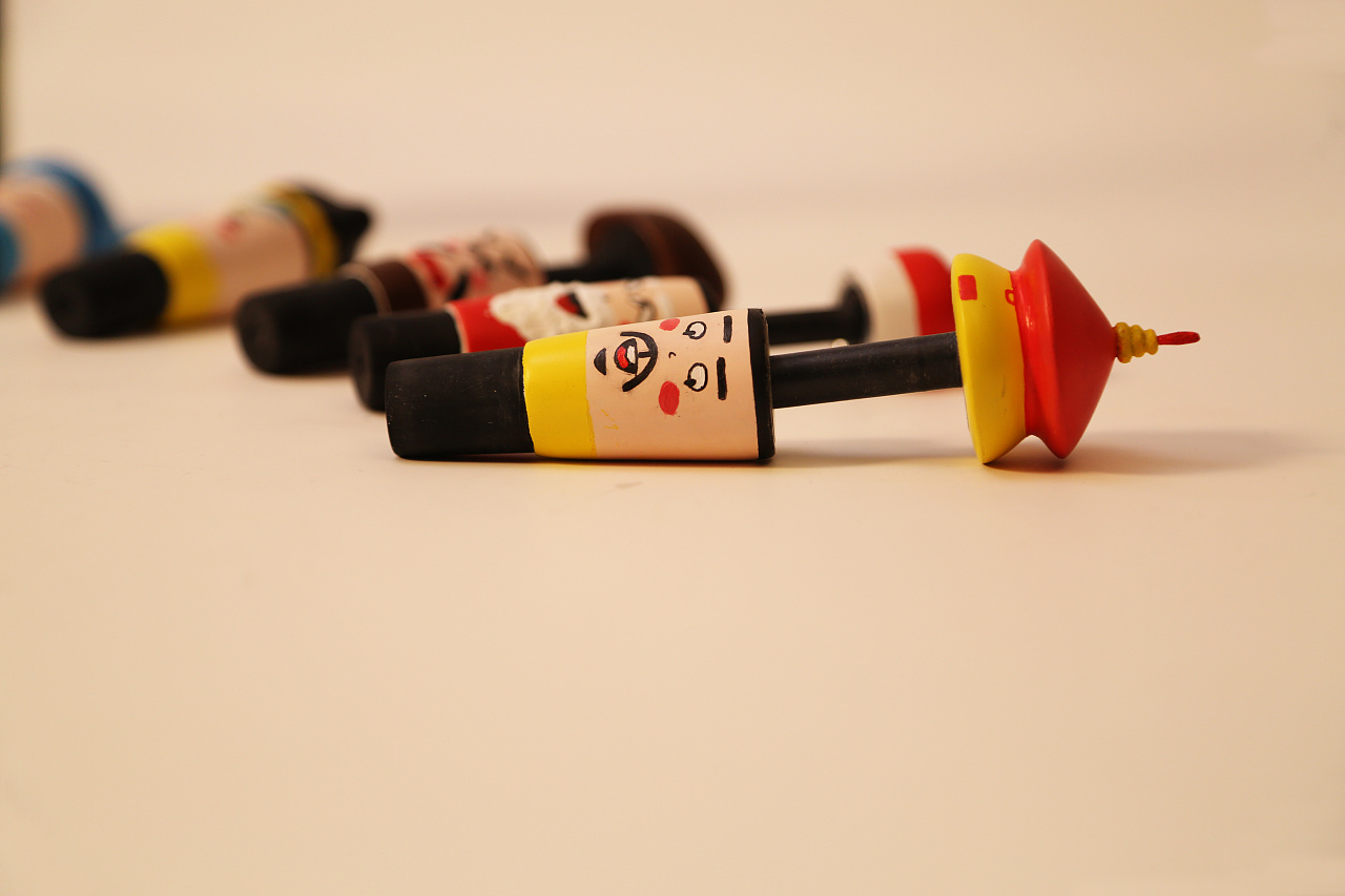 动漫衍生产品设计——人生百态