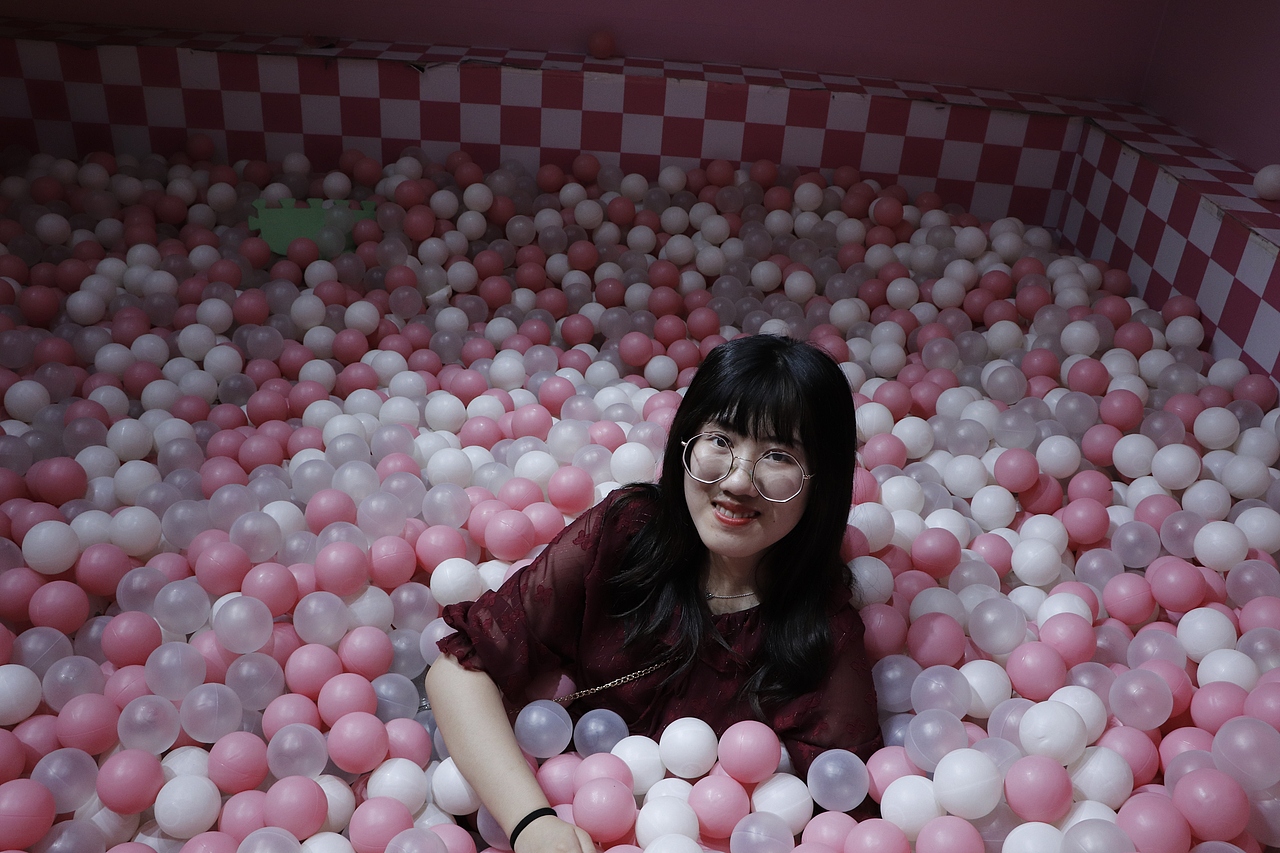 姐妹們（圖ZMjE0OTcyOTg0） - 人像攝影 - 站酷設(shè)計師hardAQi原創(chuàng)素材 - 站酷ZCOOL