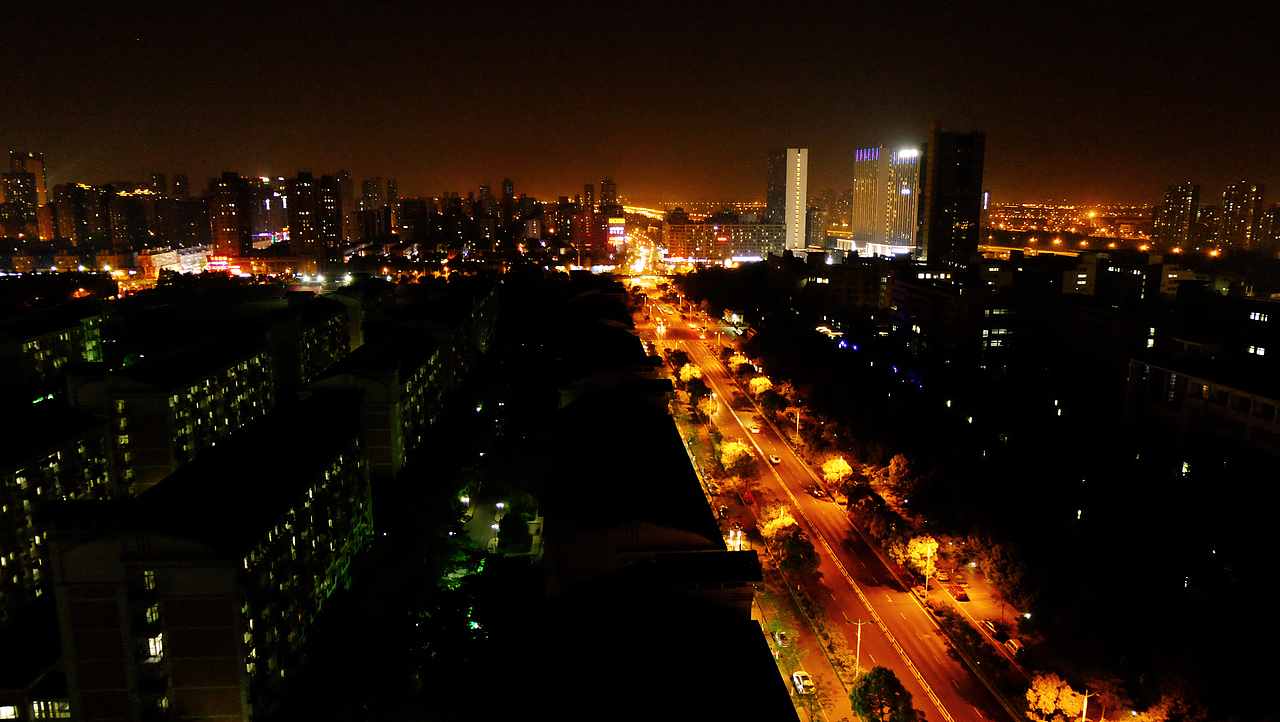 回寝室前总想再看几眼