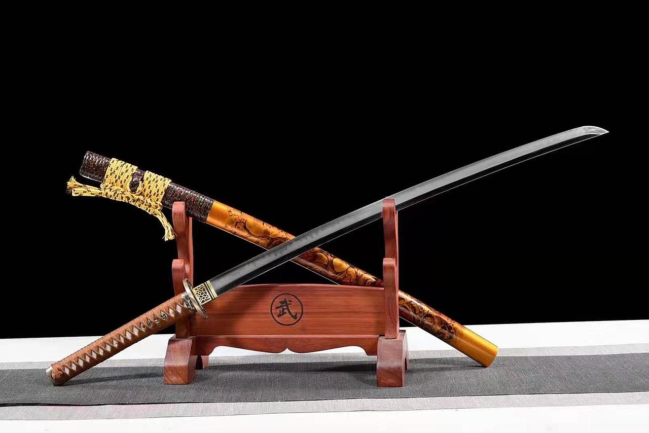 举报1分享原创作品手工艺其他手工艺铜装百炼钢明长刀 苗刀196绣春刀