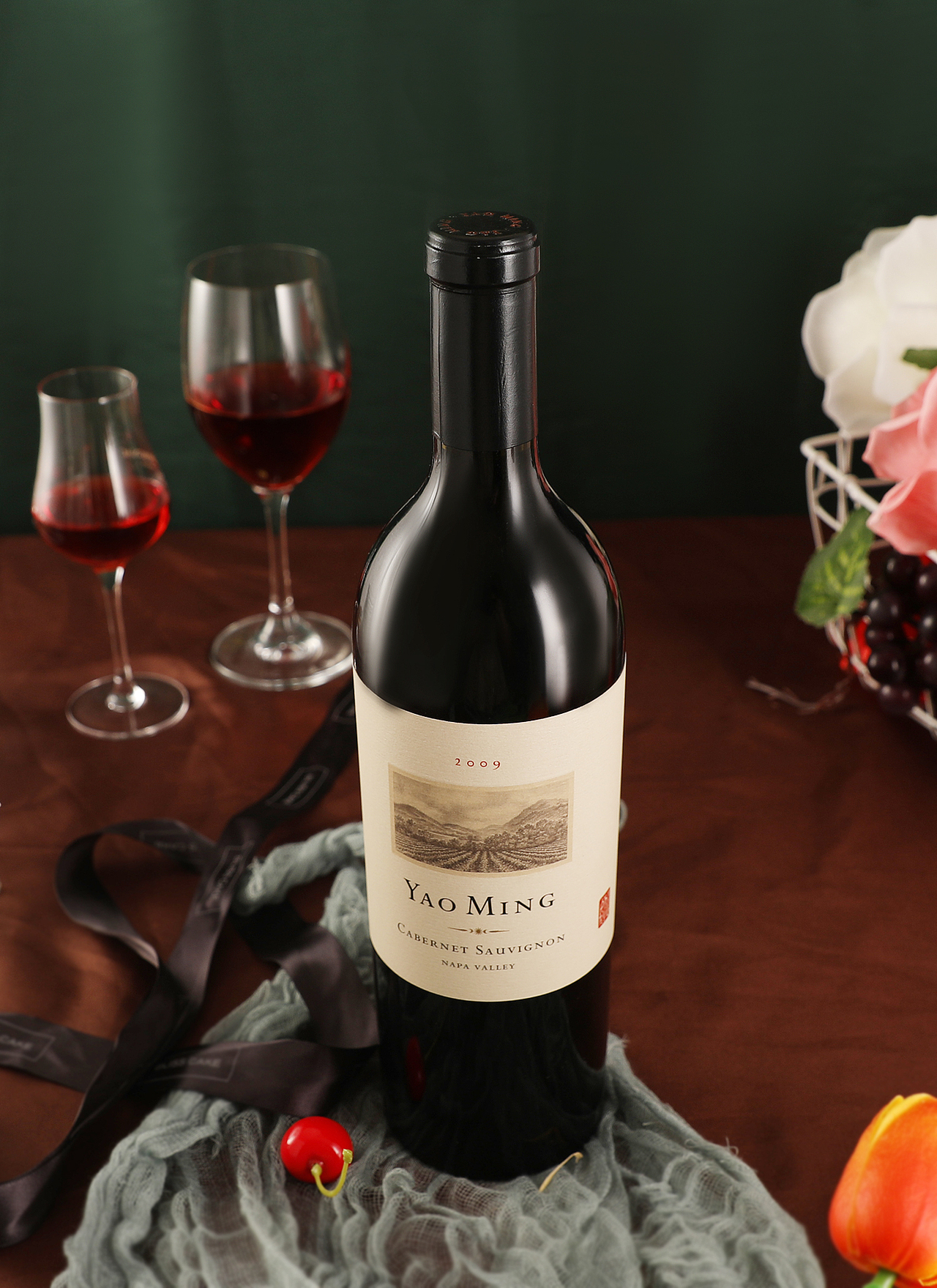 红酒（图ZMjYzMDU4Mzky） - 产品摄影 - 站酷设计师chunchun简单就好原创素材 - 站酷ZCOOL