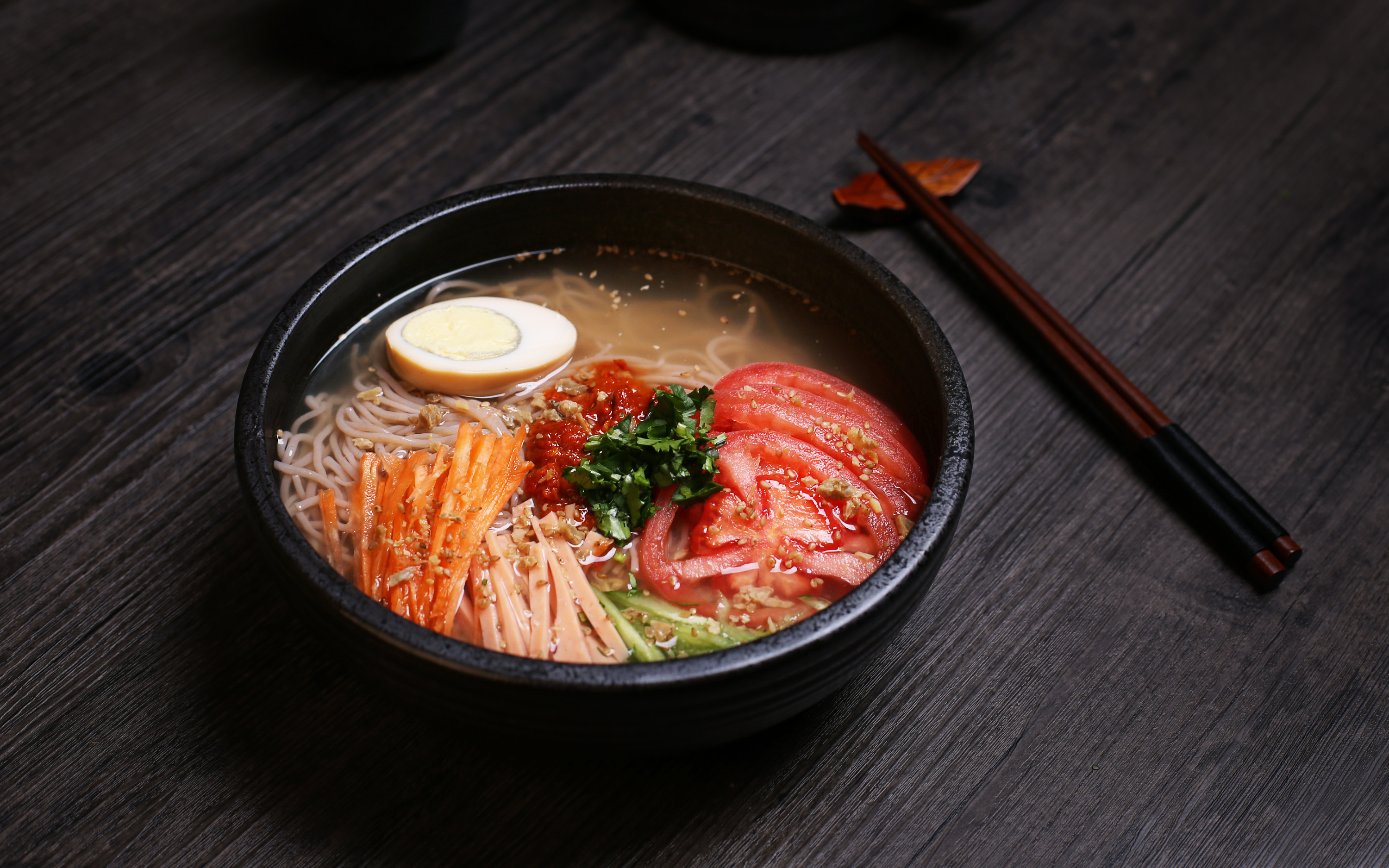 产品拍摄-朝鲜大冷面/版权所有 欢迎转载 但请保留出处