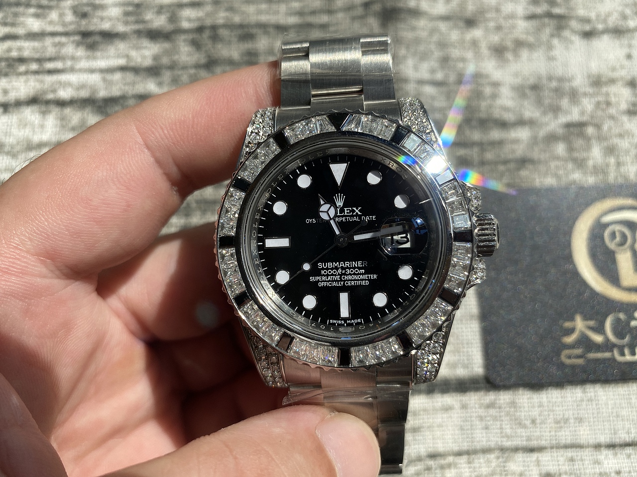 大c论表:提升个人魅力,劳力士黑水鬼后镶钻