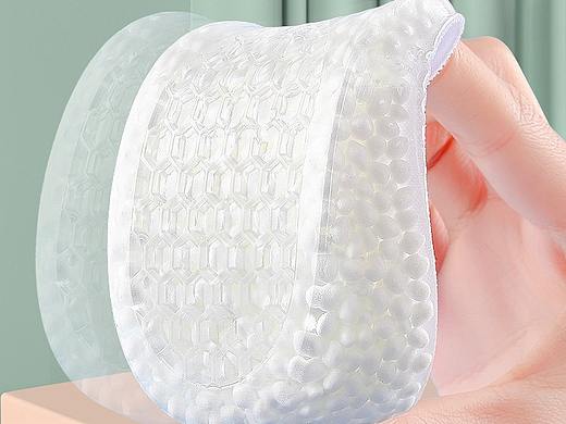 BOOST轻盈高弹舒适