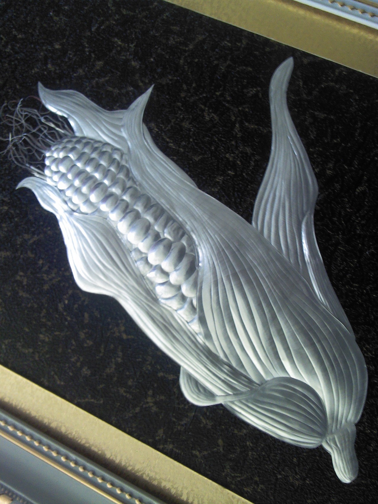 易拉罐画作品《玉米》