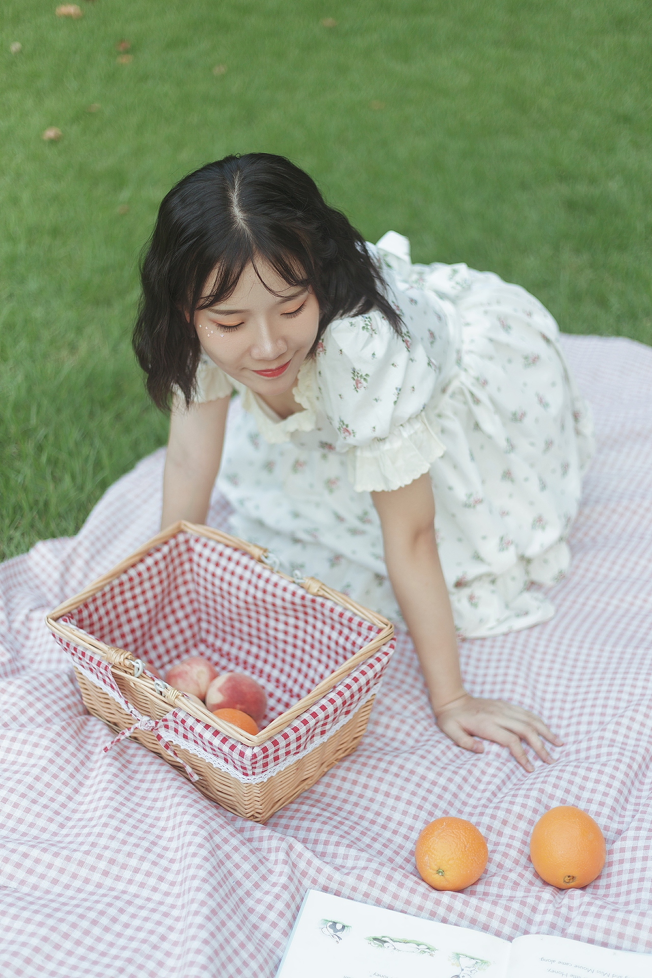 甜甜女孩（图ZMTI2MDA2NzI0） - 人像摄影 - 站酷设计师龚蓉蓉原创素材 - 站酷ZCOOL