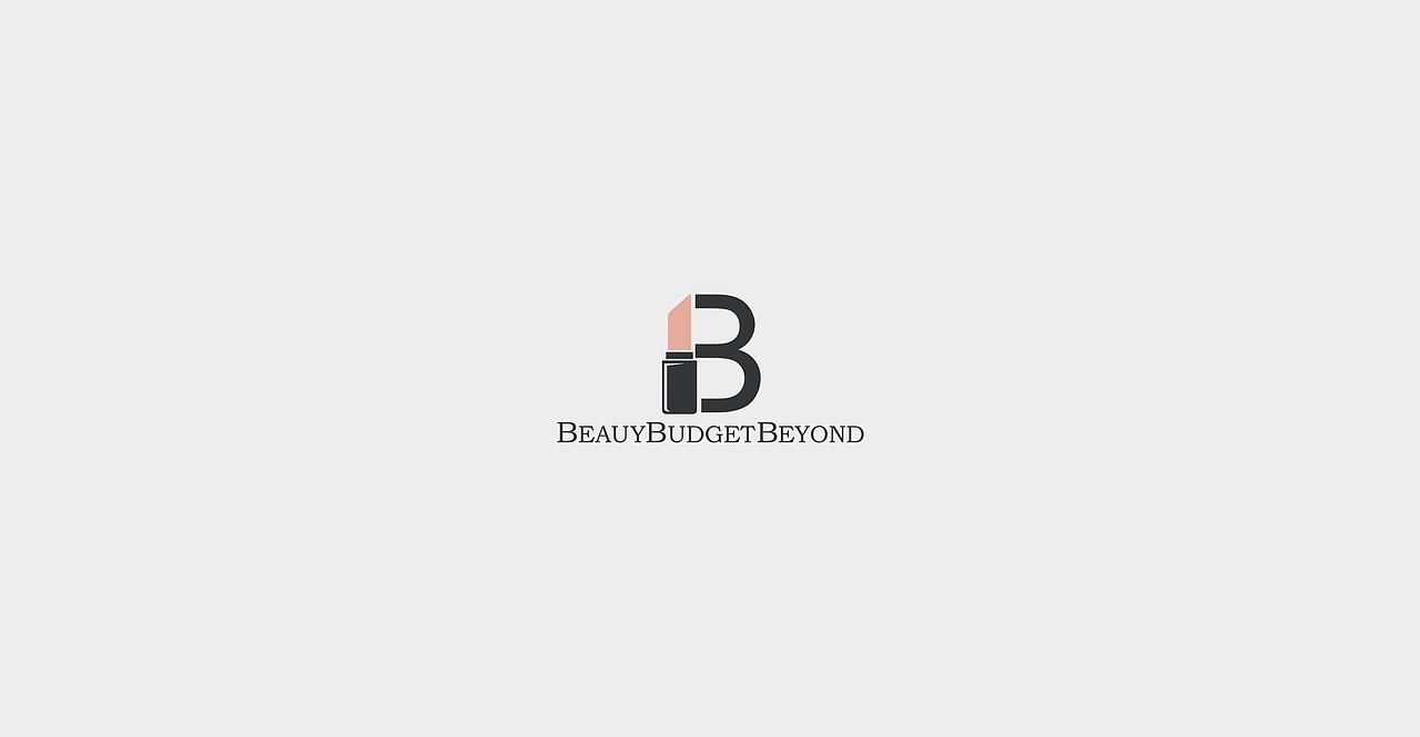 时尚服装化妆品类logo提案（图ZODk0NTg3Njg=） - Logo - 站酷设计师如钰宝设计原创素材 - 站酷ZCOOL