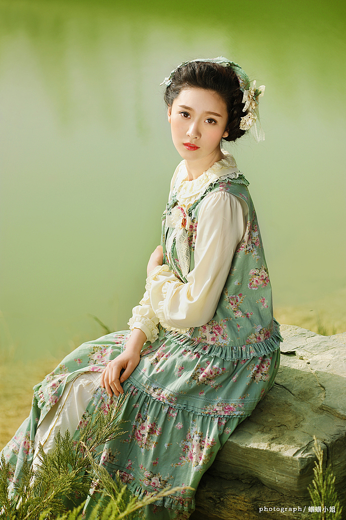 花の季（图ZMjY4Nzc0MDQ=） - 人像摄影 - 站酷设计师摄影师蝈蝈小姐原创素材 - 站酷ZCOOL