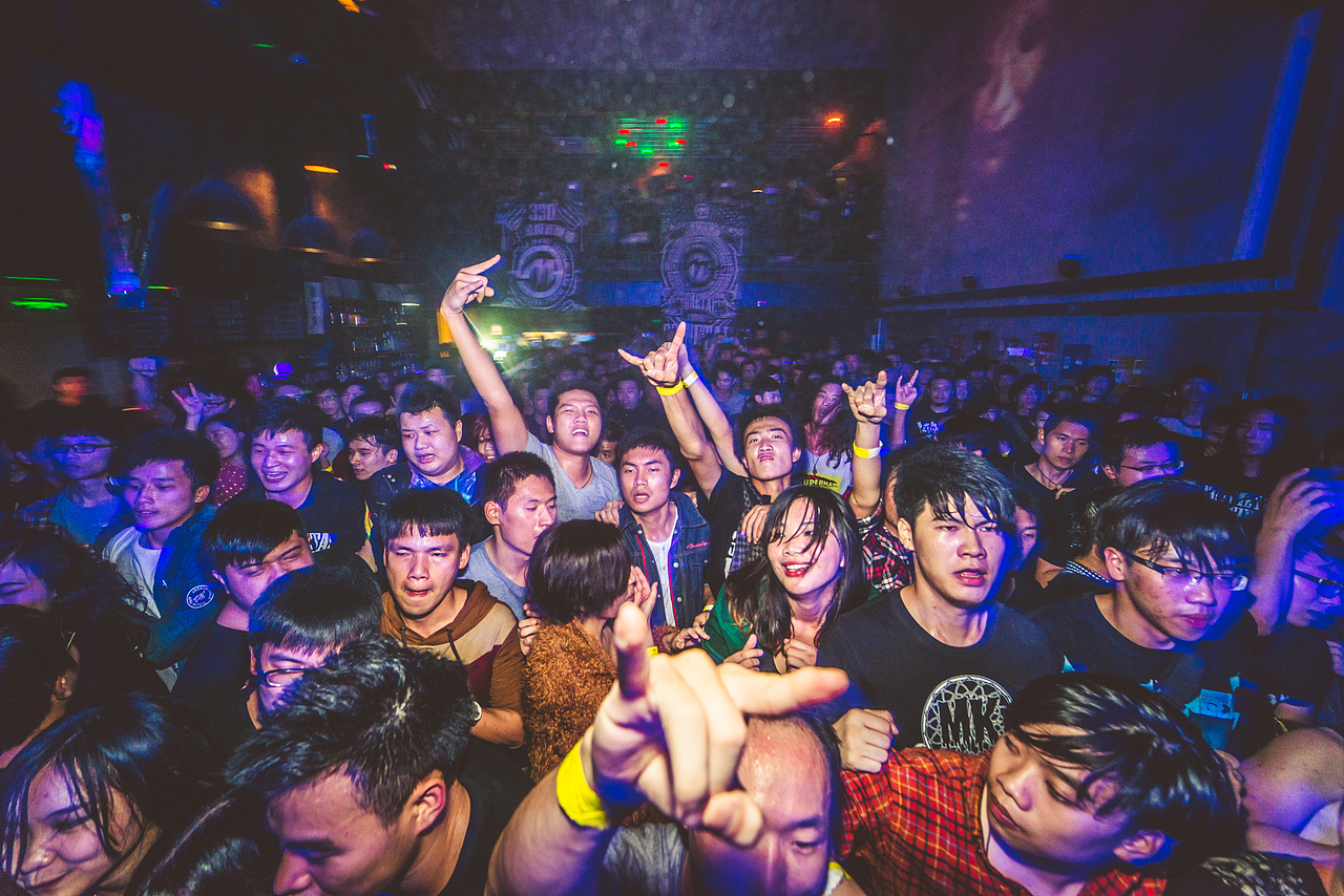 330金属音乐节广州站（图ZMjE4MTUyODQ=） - 人像摄影 - 站酷设计师凹凸蜀黍原创素材 - 站酷ZCOOL