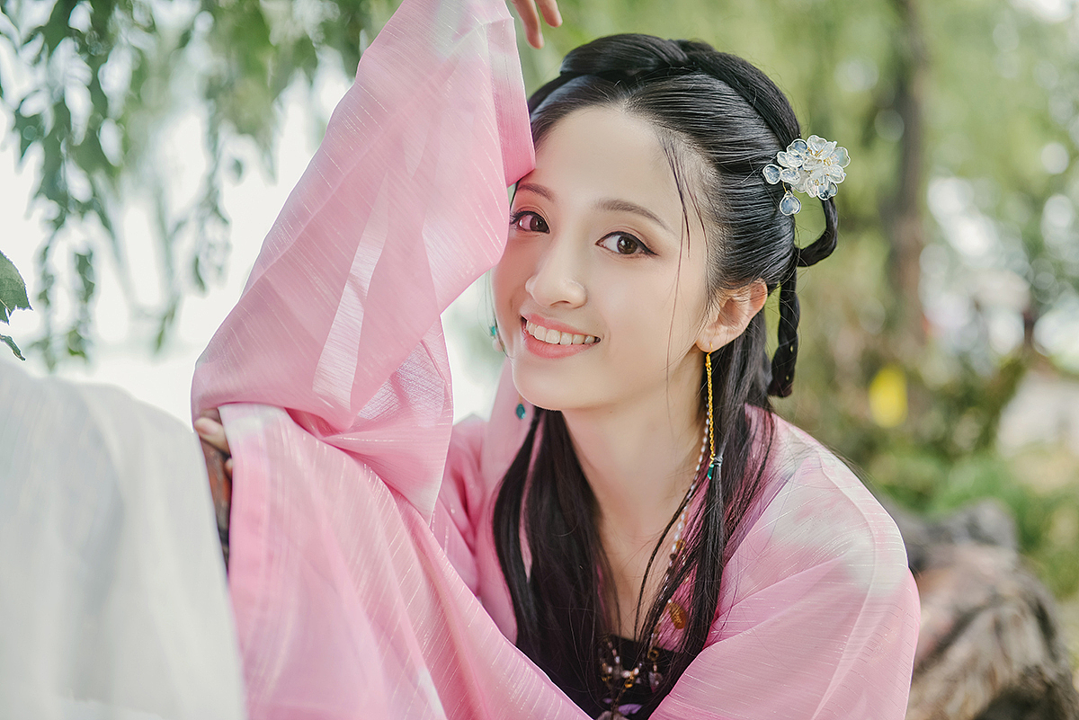 【汉服】风莲入梦