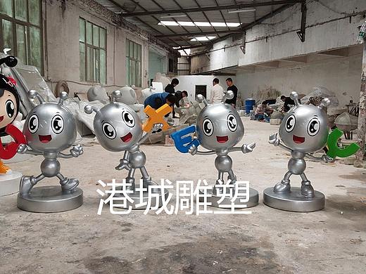抽象昆虫吉祥物玻璃钢卡通蚂蚁娃娃公仔雕塑走进校园
