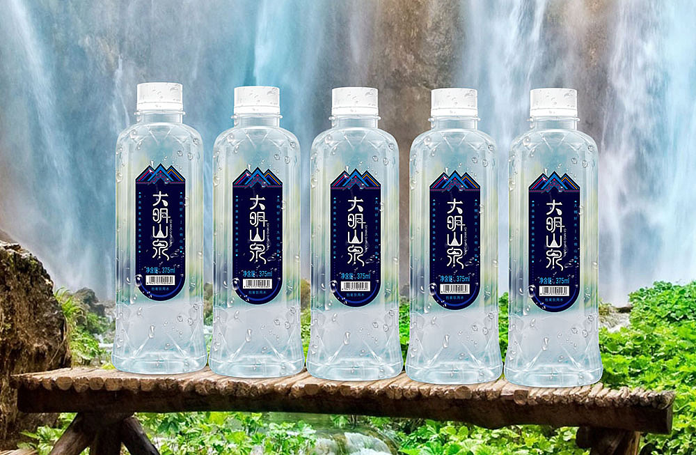 大明山泉水包装效果