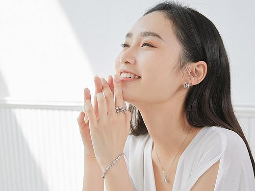 ins小众设计师首饰珠宝饰品摄影