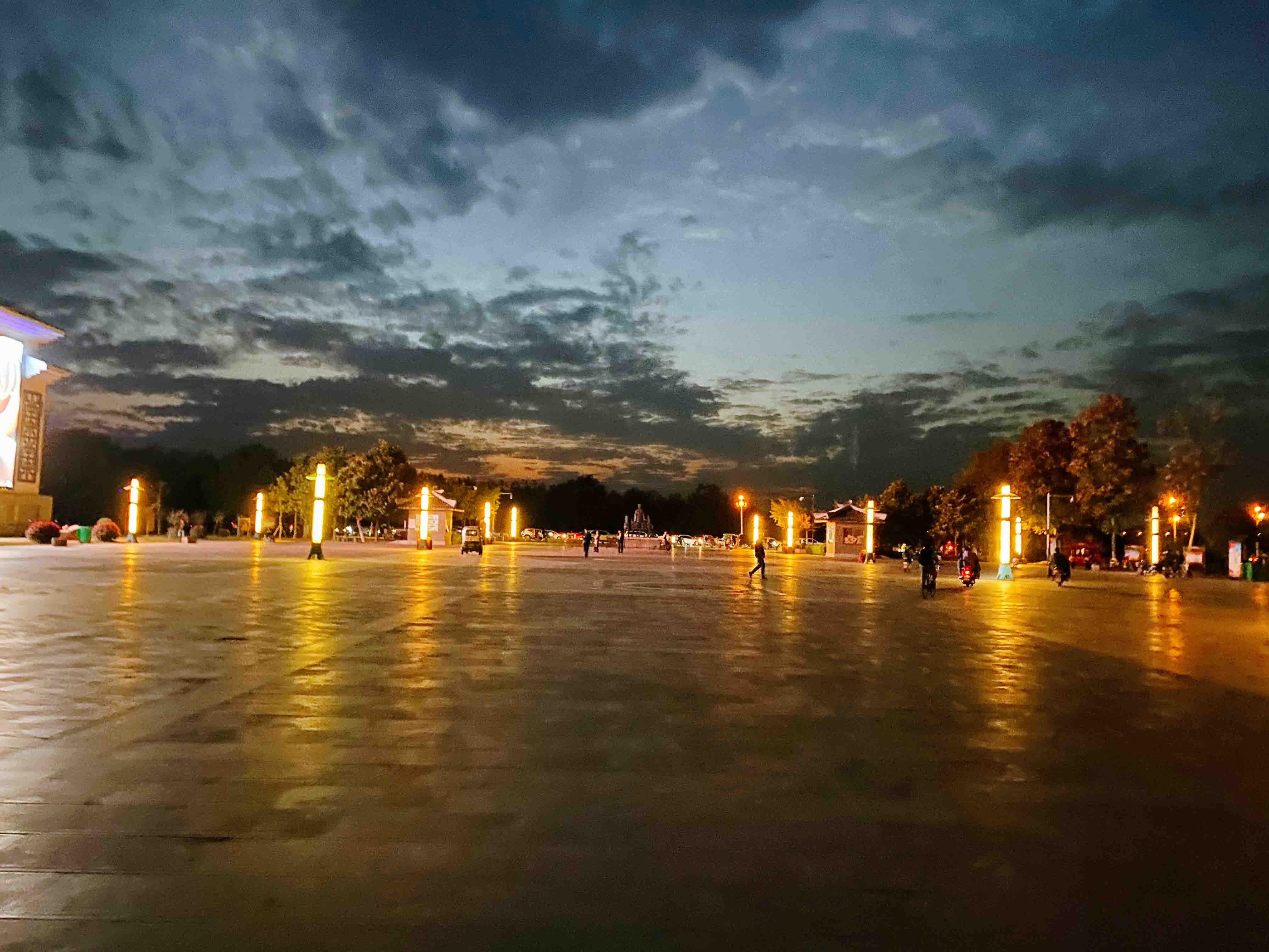 怒馬青年的個(gè)人主頁（封面預(yù)覽） - 主頁封面設(shè)置 - 站酷設(shè)計(jì)師怒馬青年原創(chuàng)素材 - 站酷ZCOOL