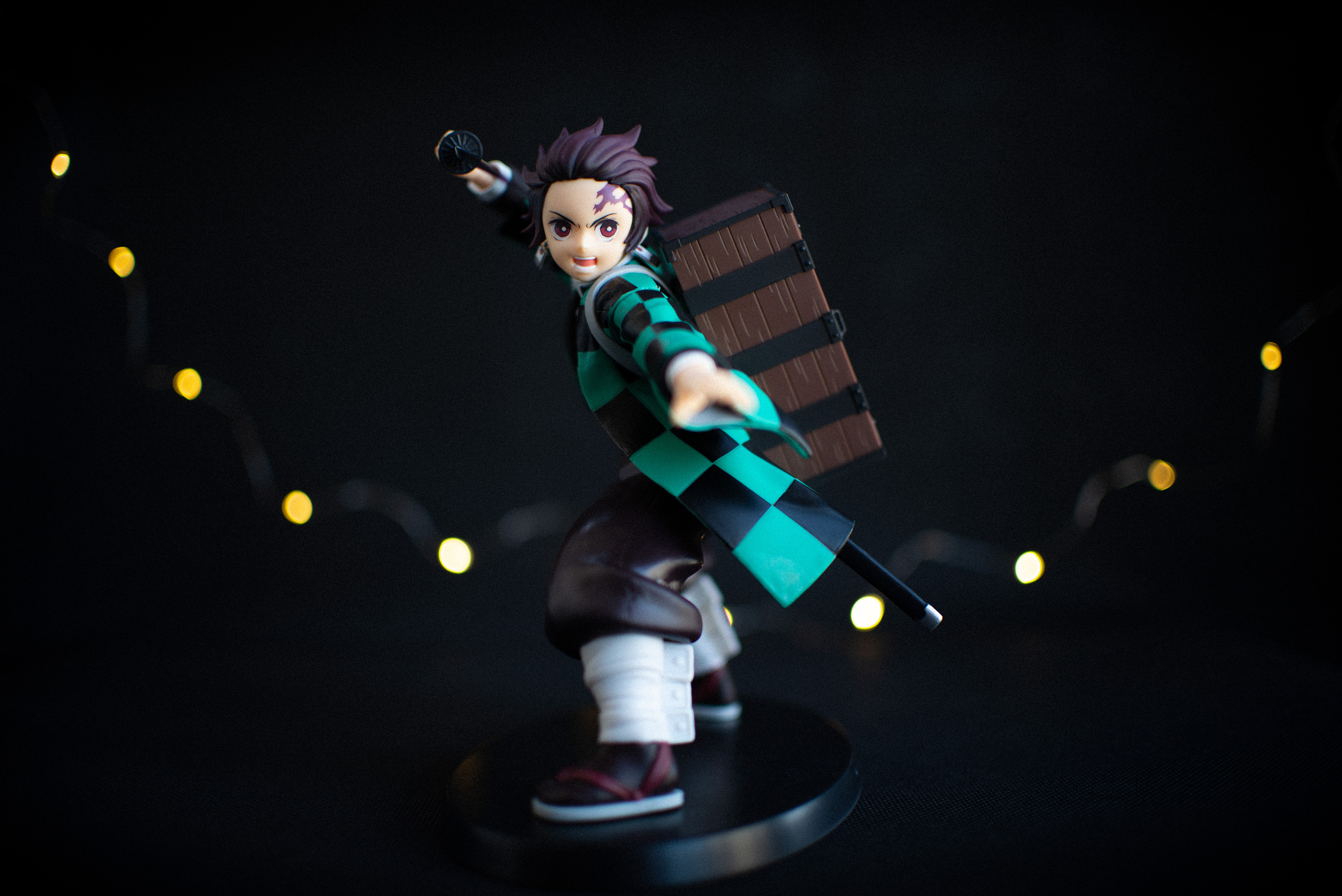 鬼灭之刃手办灶门炭治郎