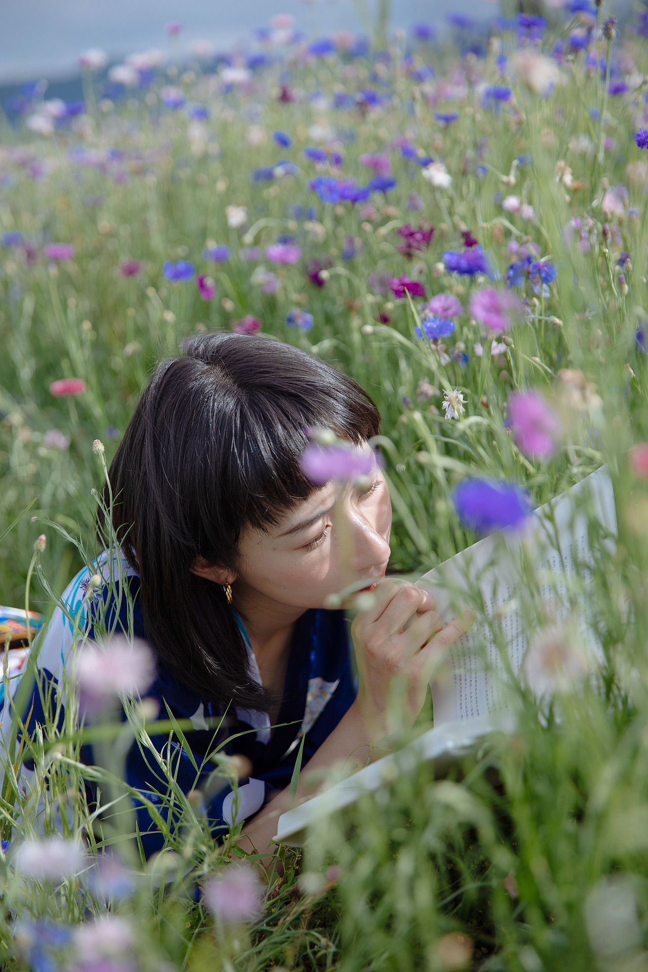 花店不开了，花继续开（图ZMjYwNDM2MTIw） - 人像摄影 - 站酷设计师深小森原创素材 - 站酷ZCOOL