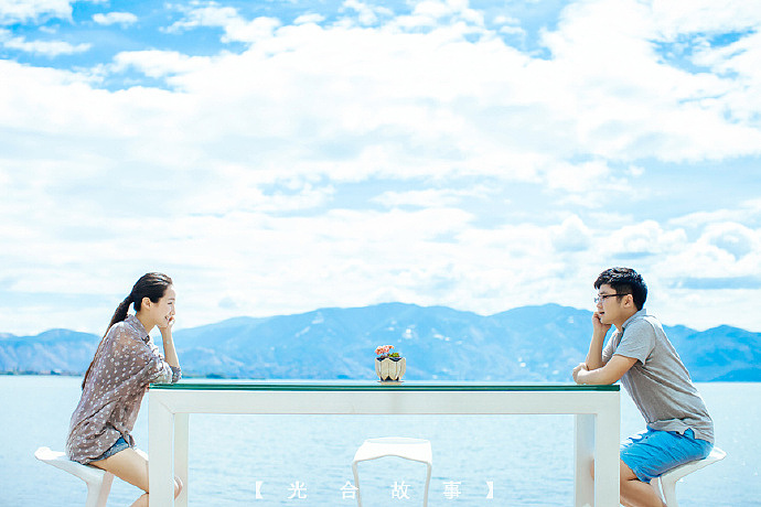 一笑倾城一见难忘，最美不过与你并肩看夕阳。（图ZNTY5MjAwNDg=） - 人像摄影 - 站酷设计师鱼鱼Mood原创素材 - 站酷ZCOOL