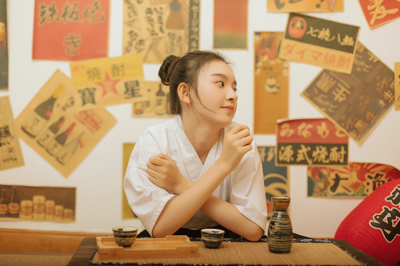 ニセ酒（图ZOTgwOTEzNTY=） - 人像摄影 - 站酷设计师子何学长原创素材 - 站酷ZCOOL