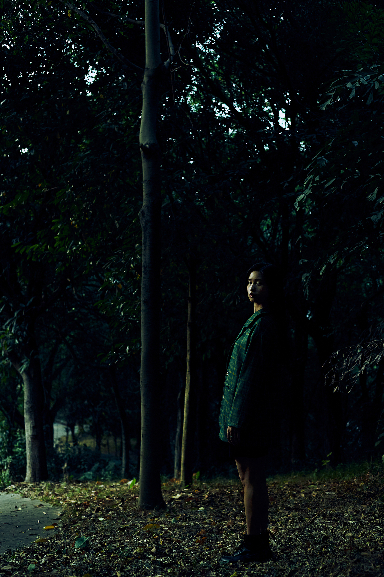 「逃」（图ZMTg2OTE5MDg0） - 人像摄影 - 站酷设计师森山野仁的人原创素材 - 站酷ZCOOL