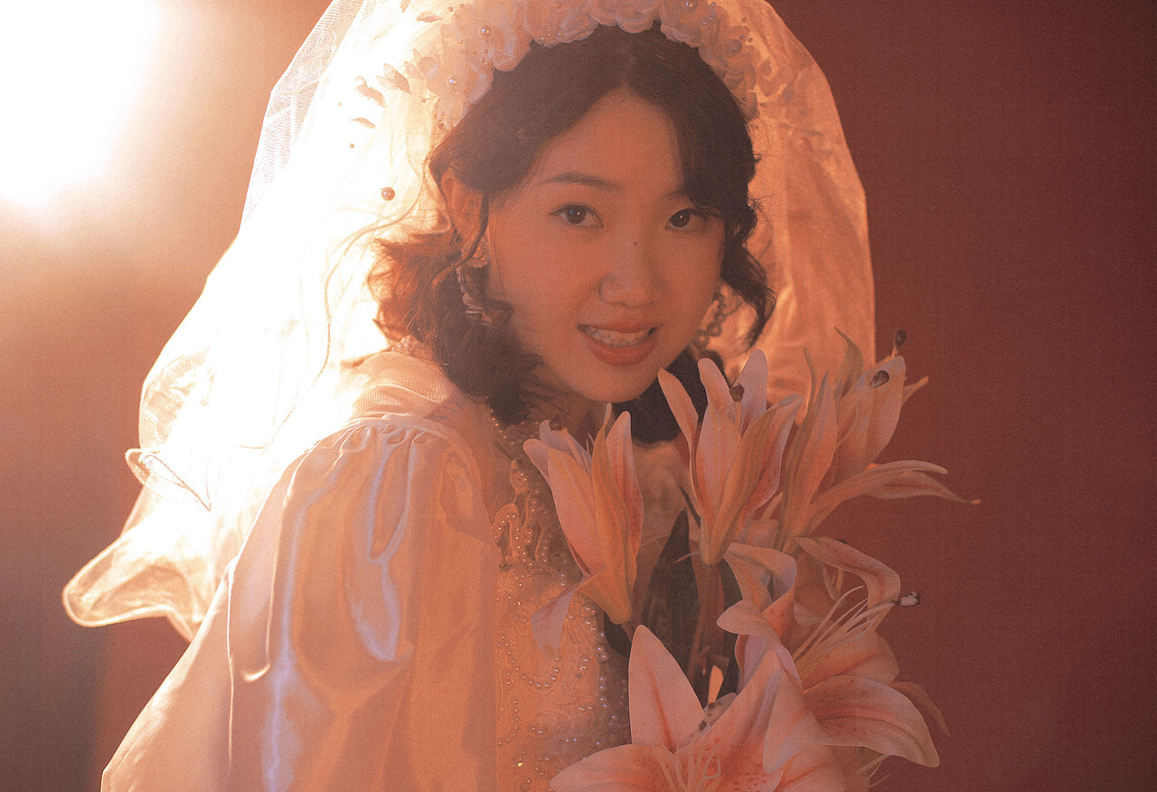 我贪恋的人间烟火不偏不倚 全都是你