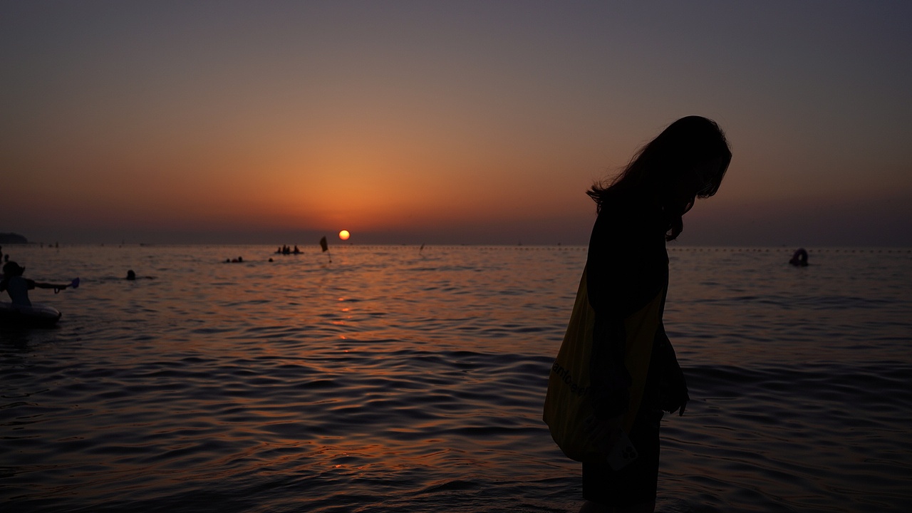 等日落（图ZMzEyODE2NTY0） - 人像摄影 - 站酷设计师睢亦原创素材 - 站酷ZCOOL