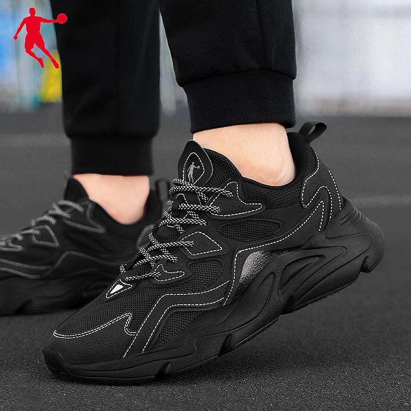 【详情】【修图】一组黑色跑道冷色调的跑鞋修图