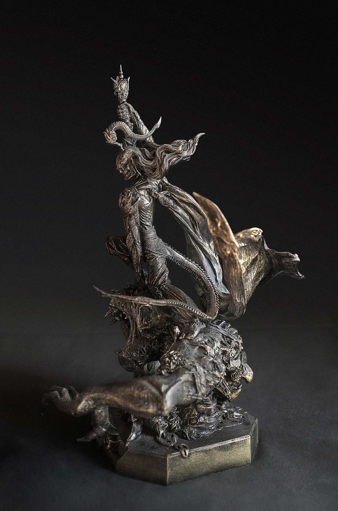 阿鼻（原型做作：刘天才）