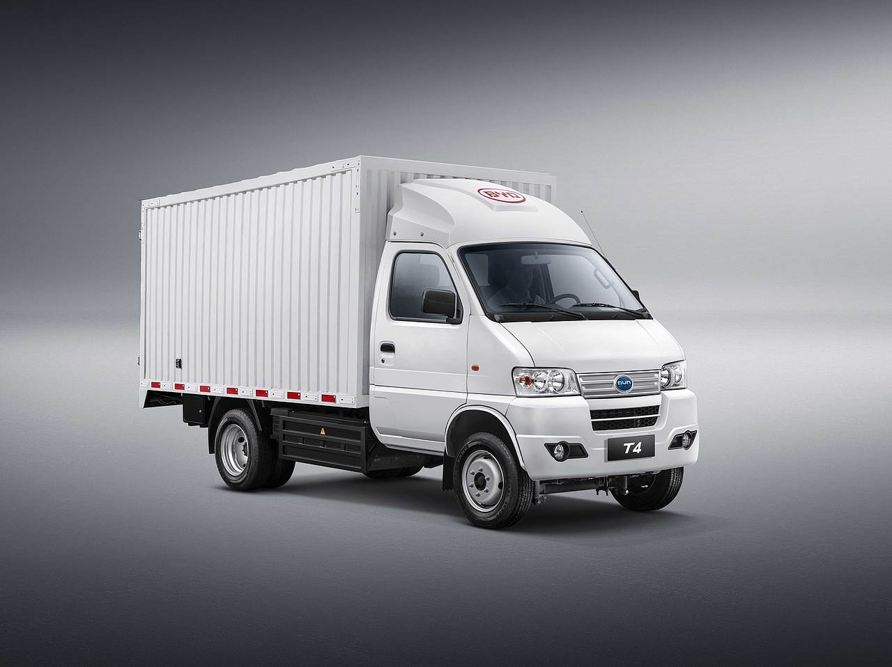 比亚迪卡车修图