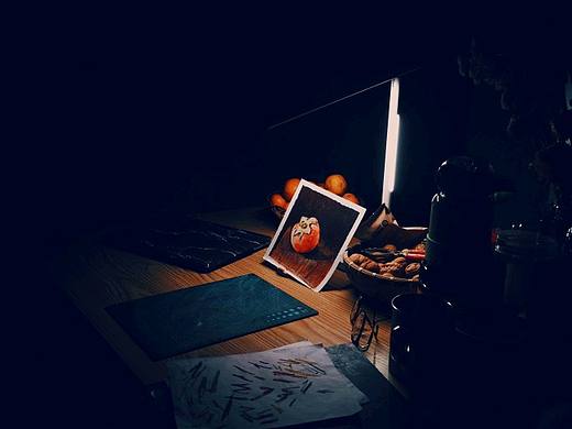 被霜打過的柿子更甜，生活不應(yīng)該也是這樣么。（個(gè)人主頁-ZNjM0Mzk0Njg=） - 繪畫 - 站酷設(shè)計(jì)師不愛紅妝愛武裝02原創(chuàng)素材 - 站酷ZCOOL