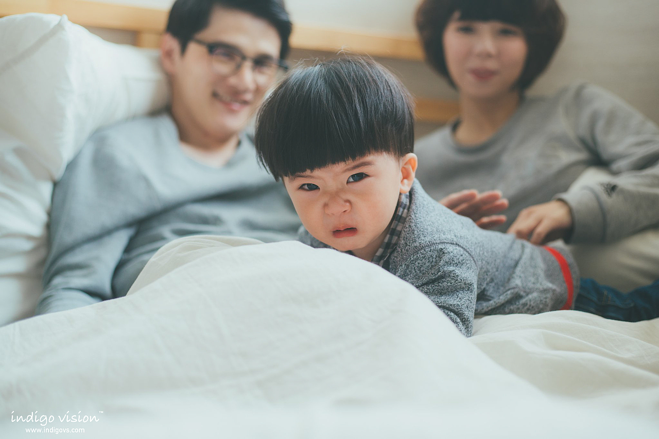 “爱情不是最初的甜蜜，而是繁华退却依然不离不弃。”（图ZMTI4MTM0NDEy） - 人像摄影 - 站酷设计师靛蓝视觉Indigo原创素材 - 站酷ZCOOL